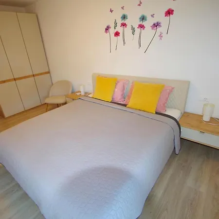 Апартаменты Modern By Interhome *